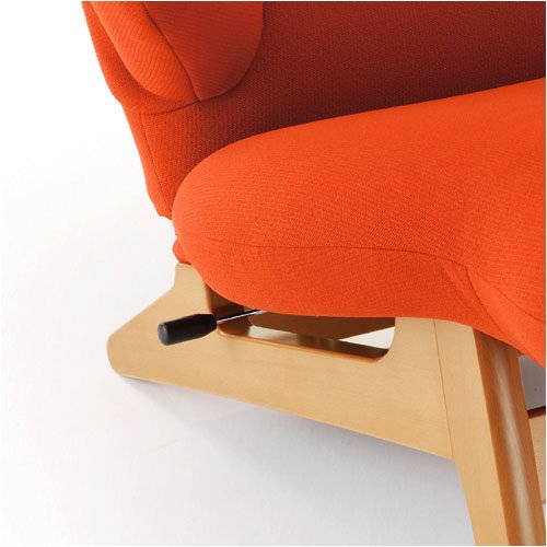 リクライニングチェア　HUG LOUNGE CHAIR-W(ハグラウンジチェア ウッド)：オレンジ