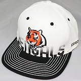 Cincinnati Bengals Reebok White 2010 Sideline Player Pro Shape Flat Brim Flex Hat