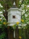 WHITE GOTHIC NEST BOX WITH BRACKET