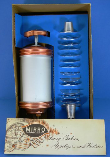 Vintage Mirro Cookie Press 12 Cookie Plates + 3 Pastry Tips 358-AM