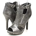 Delicious Needy Platform Pumps
