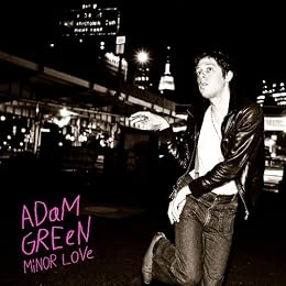 © Amazon Adam Green Foto 1