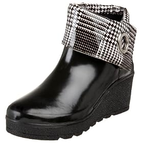 Vegan ankle rain boots