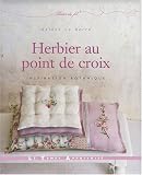 Herbier au point de croix : Inspiration botanique
