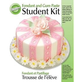 Wilton Cake Decorating Student Kit  Fondant and Gum Paste