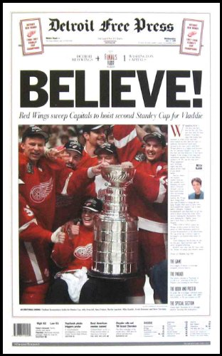 Detroit Red Wings - Yzerman - Bowman - Stanley Cup 1997-98 - Wood Mounted Poster Print
