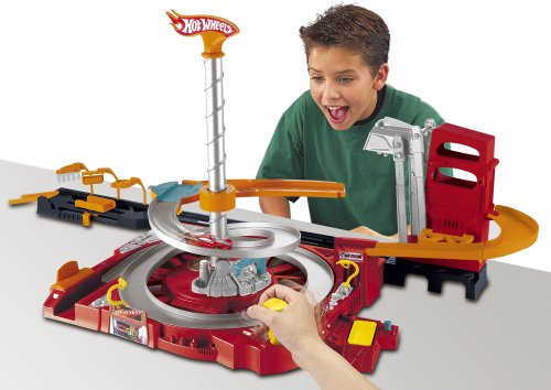Mattel Hot Wheels Flip N Go Spin City Playset