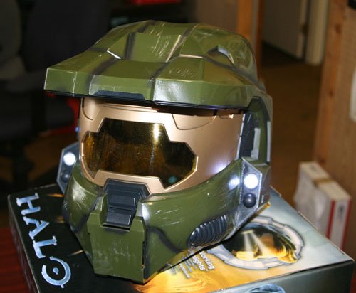 Halo 3 Deluxe Master Chief Mask with Working Searchlights