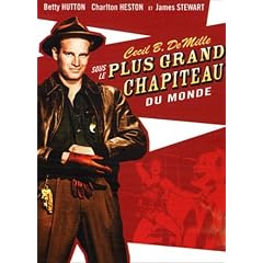 Sous le plus grand chapiteau du monde