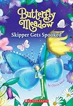 Skipper Gets Spooked (Butterfly Meadow, Book 9) Skipper Gets Spooked (Butterfly Meadow, Book 9)