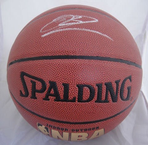 Dirk Nowitzki Dallas Mavericks Signed Autographed Basketball Coa