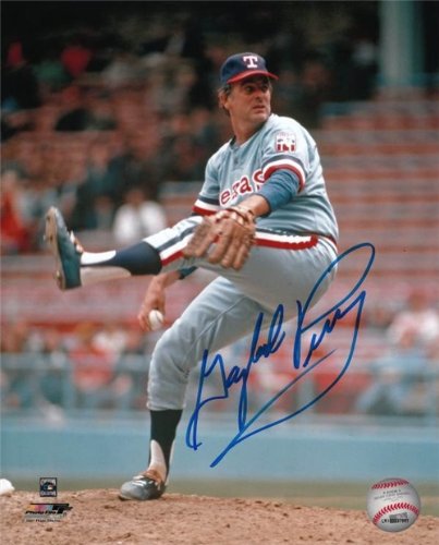 Gaylord Perry Autographed/Hand Signed Rangers 8x10 Photo