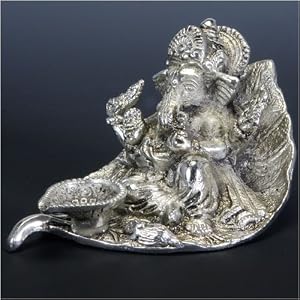 Ganesh Gift: Ganesha Diya Holder on a leaf