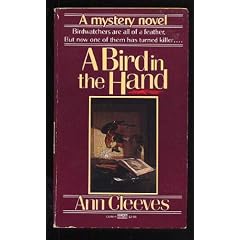 Bird in the Hand (George and Molly Palmer-Jones Mysteries)