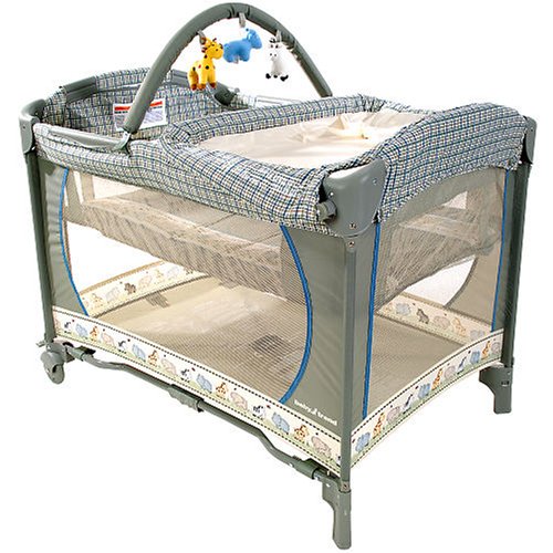 Safari Deluxe Play Yard playpen w mp3 player input 