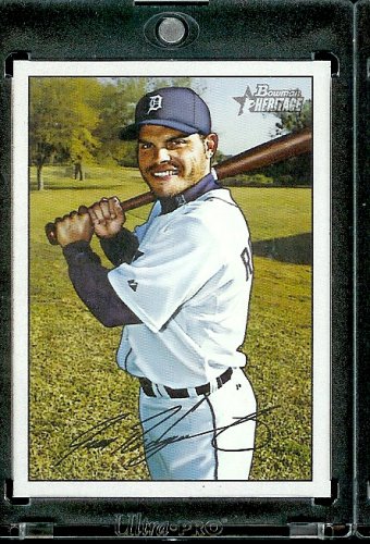2007 Bowman Heritage # 6 Ivan Rodriguez - Detroit Tigers - Baseball Card in a Protective Display Case