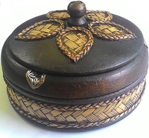 Circle Shaped Wood Ashtray Vintage Design with Elephant Silver Plated (Medium) by Pinn Decor