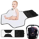 IntiPal コンパクトおむつ替えマット チャイルドシート ベビー用おでかけ防水シーツ 携帯用折り畳み式 耐久撥水(ブラック)