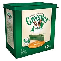 Greenies dental chews are the first dental chew that is tailored to how a dog's mouth actually bites and chews. Five different sizes, each with different chewy textures to better serve all kinds of dogs.