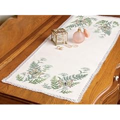USA Produkt - X37 Butterflies Und Fern Dresser Scarf Cross Stitch-14 Stamped