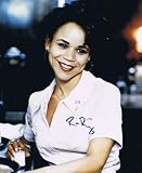 ROSIE PEREZ - Cute AUTOGRAPH - Signed 8x10 Photo