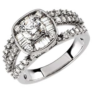 14K White Gold Diamond Wedding Ring Set (Center stone is not included)