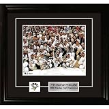 Frameworth Pittsburgh Penguins Team Stanley Cup Celebration 8x10 Plate & Pin Framed Photo