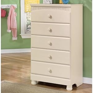 Ashley Furniture Cottage Retreat Chest B213-46