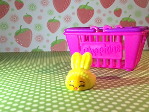 Shopkins Season 2 #2-119 Bun Bun Slipper