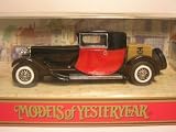 Review Matchbox  / Model of Yesteryear Y-24 Bugatti T44