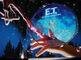 E.T. The Extra- Terrestrial / Region 2 / NTSC / Official Japanese Release / 120 mins / 2 Discs / Audio: English and Japanese / Subtitles: English, Japanese and Korean