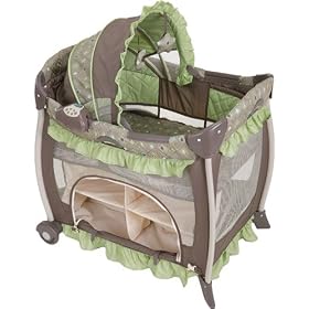 Graco Bedroom Bassinet Portable Crib - Montreal