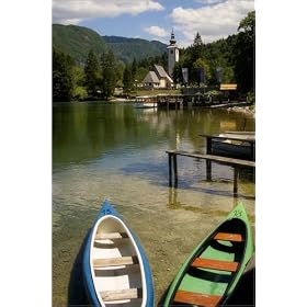 photographie Canoes for hire on Lake Bohinj. est disperible en (L x H): 40 x 60 cm de D. Mayfield