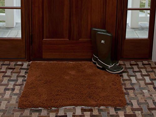 Soggy Doggy Doormat with Plain Design, Microfiber Chenille Indoor Wet Dog Mat for Muddy Paws and Drying, Ultra-Absorbent Dog Mats for Sleeping and Lounging, Caramel Brown