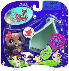Littlest Pet Shop Assortment 'A' Series 2 Collectible Figure Beaver and Tent(Special Edition Pet!)