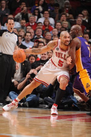 Los Angeles Lakers v Chicago Bulls: Carlos Boozer and Lamar Odom Photographic Poster Print by Andrew Bernstein, 12x18