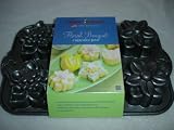 Nordic Ware Bundt Gift Cakelette Pan