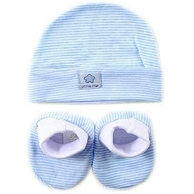 Luvable Friends Cap & Bootie Set