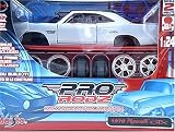 Review Maisto M39016 / Diecast Model Plymouth GTX 1970 (Kit) in Silver (1:24 scale)
