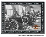 Harley-Davidson® Factory Wall Mirror. Nostalgic Image with Distressed Finish. HDL-15214