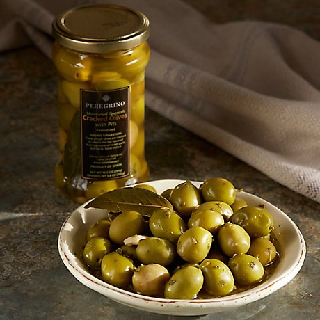 La Tienda Peregrino Brand Cracked Olives with Garlic & Herbs (7.3oz/200g drained wt)
