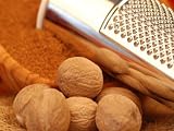 51hllegaPiL. SL160  Heilkraut: Muskatnu� Gew�rz, ganz, zum Kochen und Backen, 3St�ck