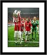 2008/09 Manchester United Team Framed 8x10 Photograph UEFA Champions League Final Celebration with T