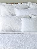 Amity Home Matelasse White King Sized Quilt