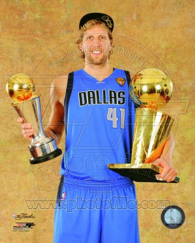 DIRK NOWITZKI  8x10 NBA OFFICIAL PHOTO