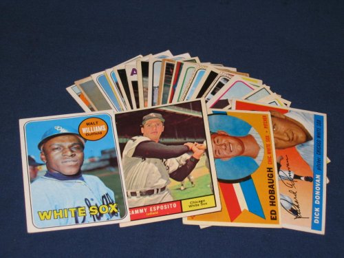 25 Different Vintage Chicago White Sox Topps Baseball Cards from 1955-1969 - Shipped in Protective Display Album!