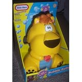 BubbleBelliesManelytheLionBubbleBlower