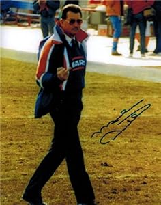 Mike Ditka Autographed/Hand Signed 'Bird Flip' Famous 8x10 Photo