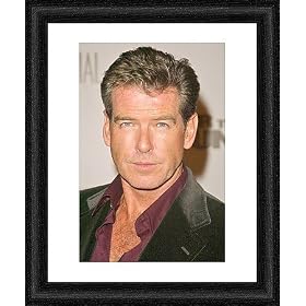 Framed Print of AFTER THE SUNSET FILM PREMIERE, LOS ANGELES, AMERICA - 04 NOV 2004 from Rex Features