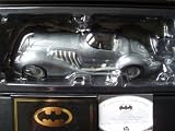 Review Corgi  / Batman - Limited Edition Pre-Production Raw Framed Casting DC Comics 1/18 Scale 1940 Batmobile Roadster Model Number US77609